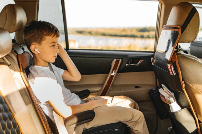 Lightweight car seat for older kids